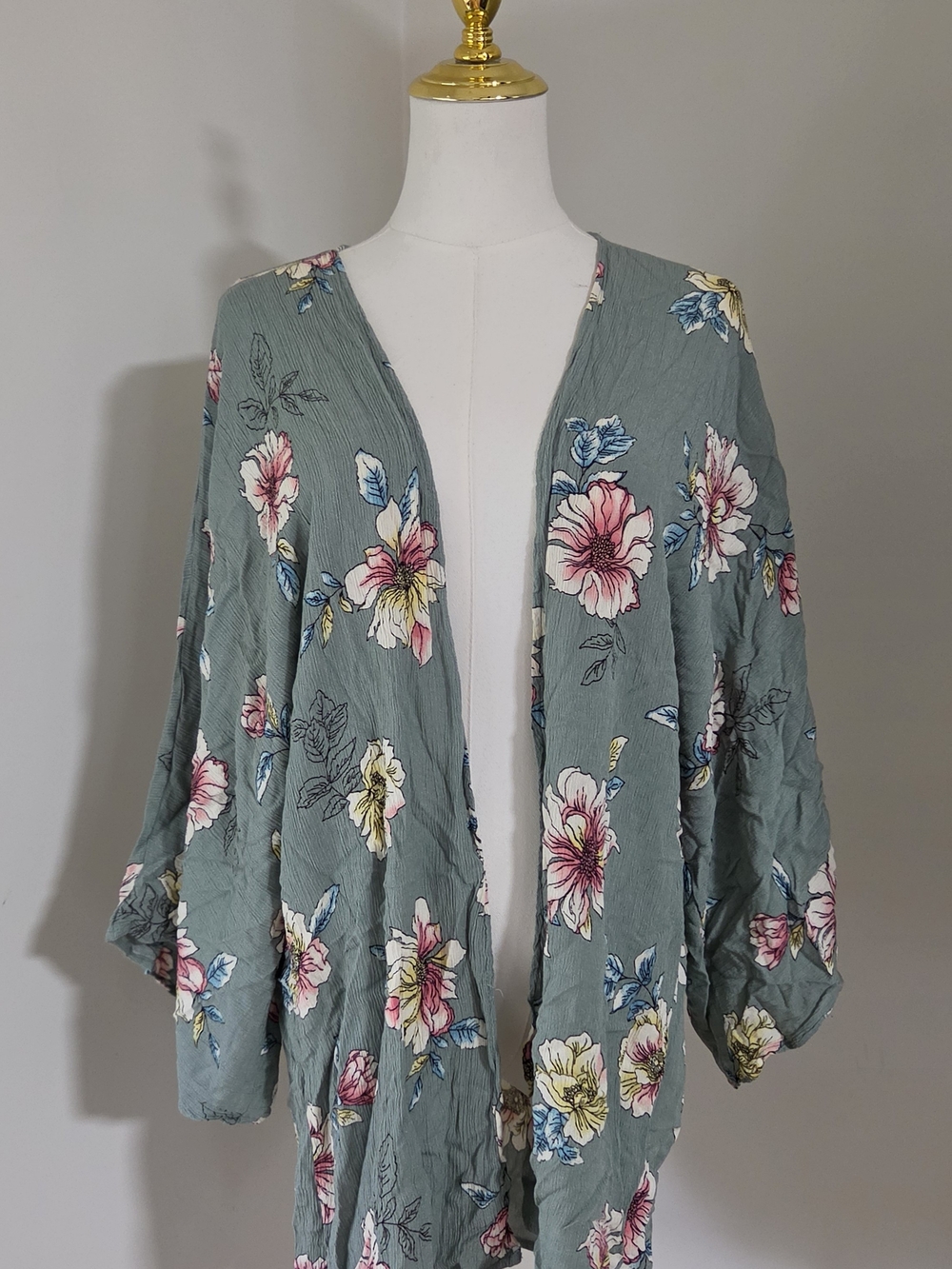 My Beloved Floral Open-Front Kimono Jacket in Sage Green